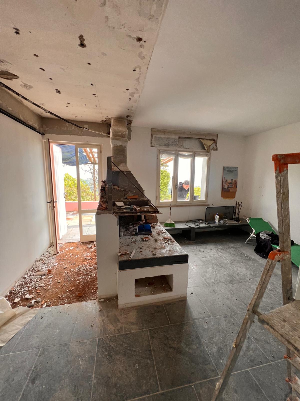 Prima realizzazione all'inizio dei lavori